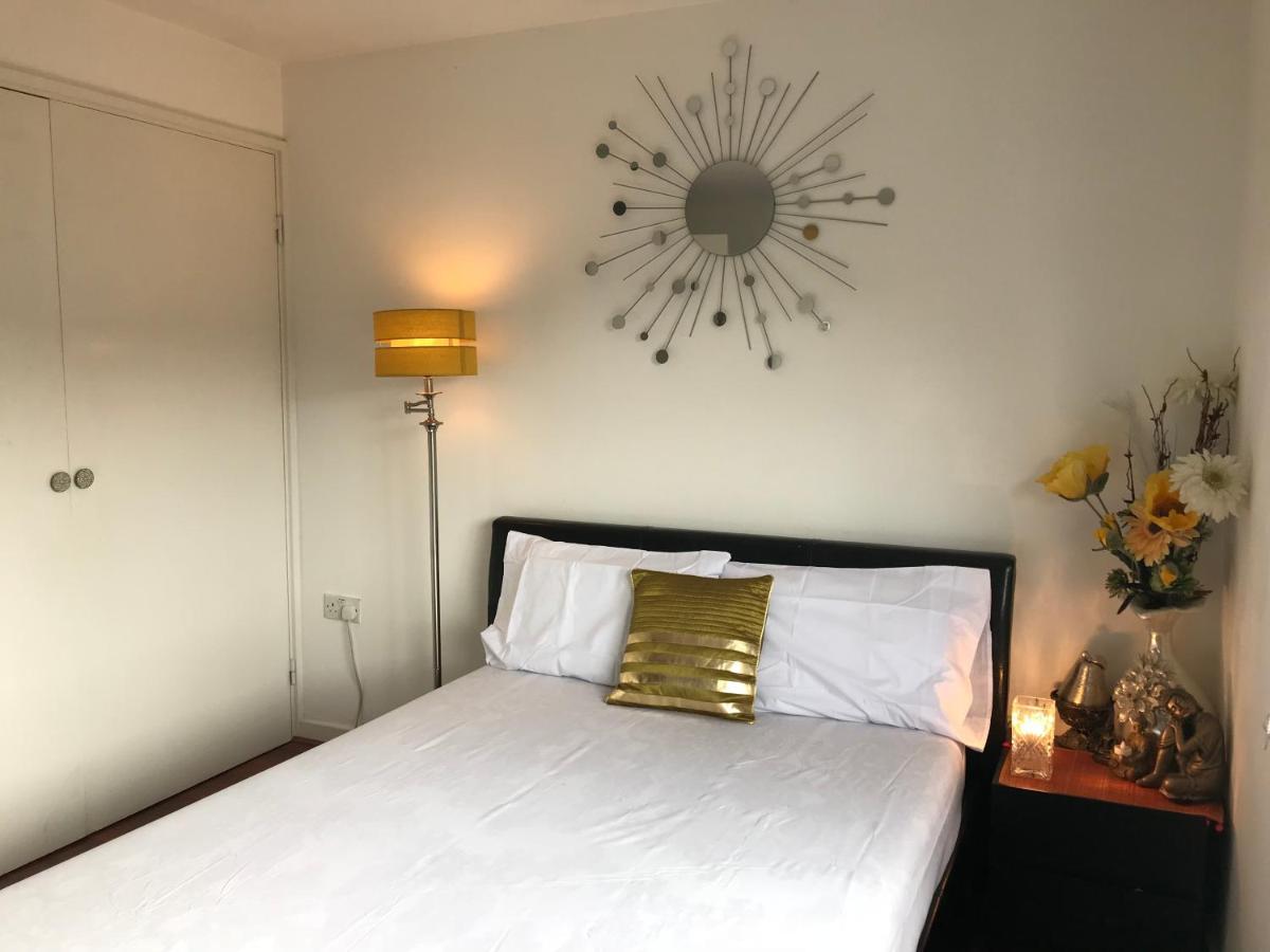 Spacious House 15min To Canary Wharf/o2/excel/central * Londra