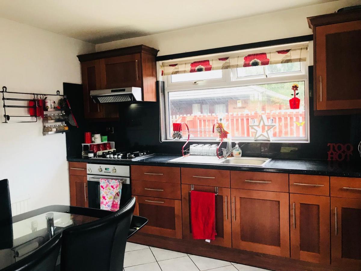 Сasa de vacaciones Spacious House 15min To Canary Wharf/o2/excel/central Londres