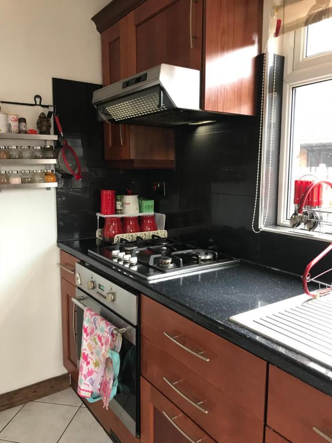Spacious House 15min To Canary Wharf/o2/excel/central Сasa de vacaciones Londres